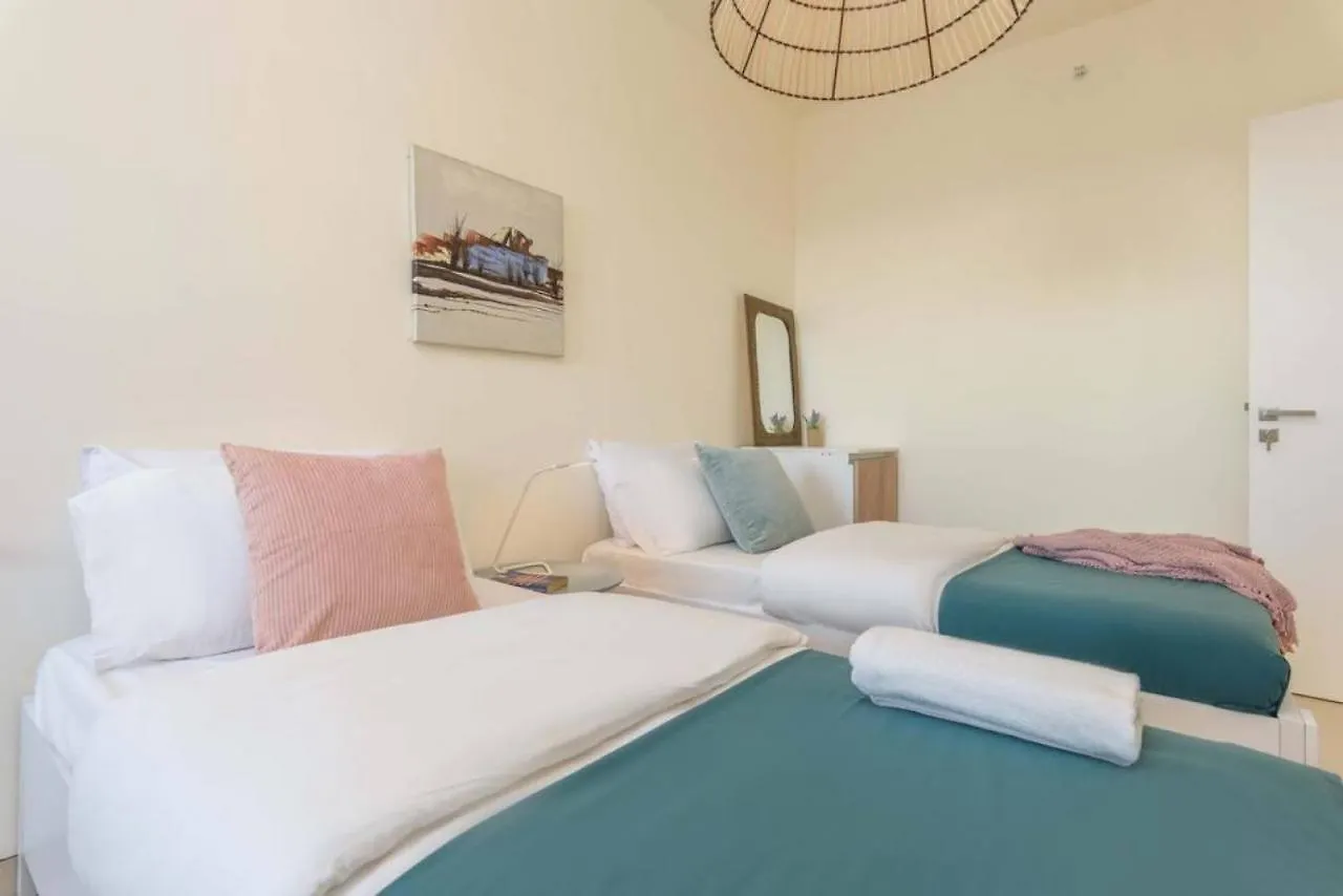 Gitta 2 Bedroom Apt In Tower Forty Four Beirut Apartment