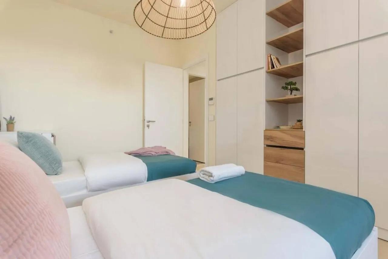 Gitta 2 Bedroom Apt In Tower Forty Four Beirut