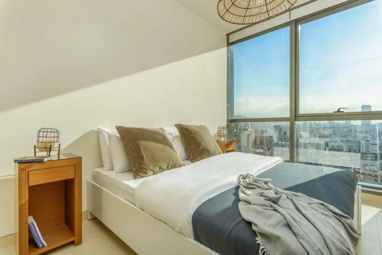 Gitta 2 Bedroom Apt In Tower Forty Four Beirut Lebanon